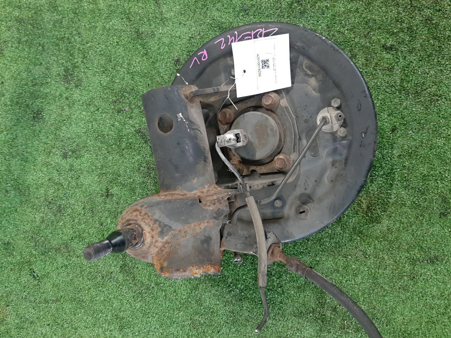 Ступица левая задняя TOYOTA AXIO, COROLLA FIELDER, COROLLA  AXIO, FIELDER NZE141, ZRE142, ZRE142G, NZE141G 1NZ-FE, 2ZR-FAE, 2ZR-FE 2 ракурс