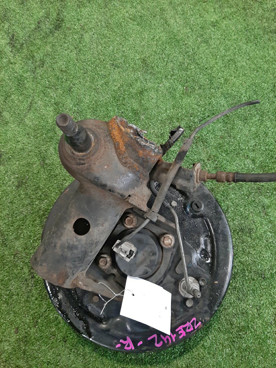 Ступица правая задняя TOYOTA AXIO, COROLLA FIELDER, COROLLA  AXIO, FIELDER NZE141, ZRE142, ZRE142G, NZE141G 1NZ-FE, 2ZR-FAE, 2ZR-FE 2 ракурс