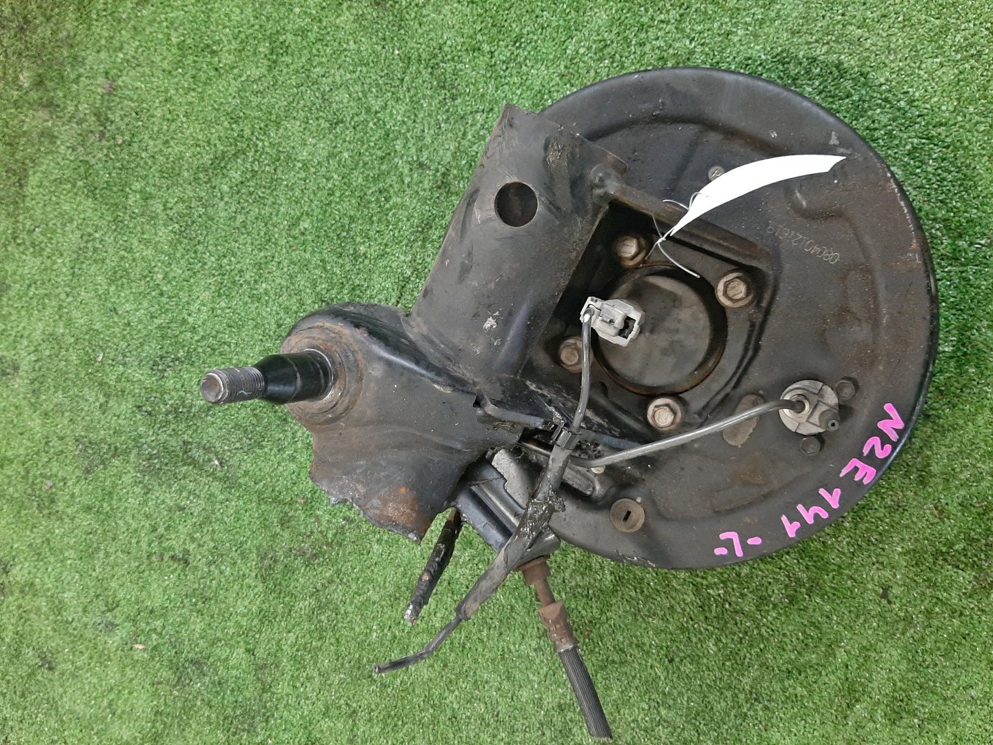 Ступица левая задняя TOYOTA AXIO, COROLLA FIELDER, COROLLA  AXIO, FIELDER NZE141, ZRE142, ZRE142G, NZE141G 1NZ-FE, 2ZR-FAE, 2ZR-FE 2 ракурс