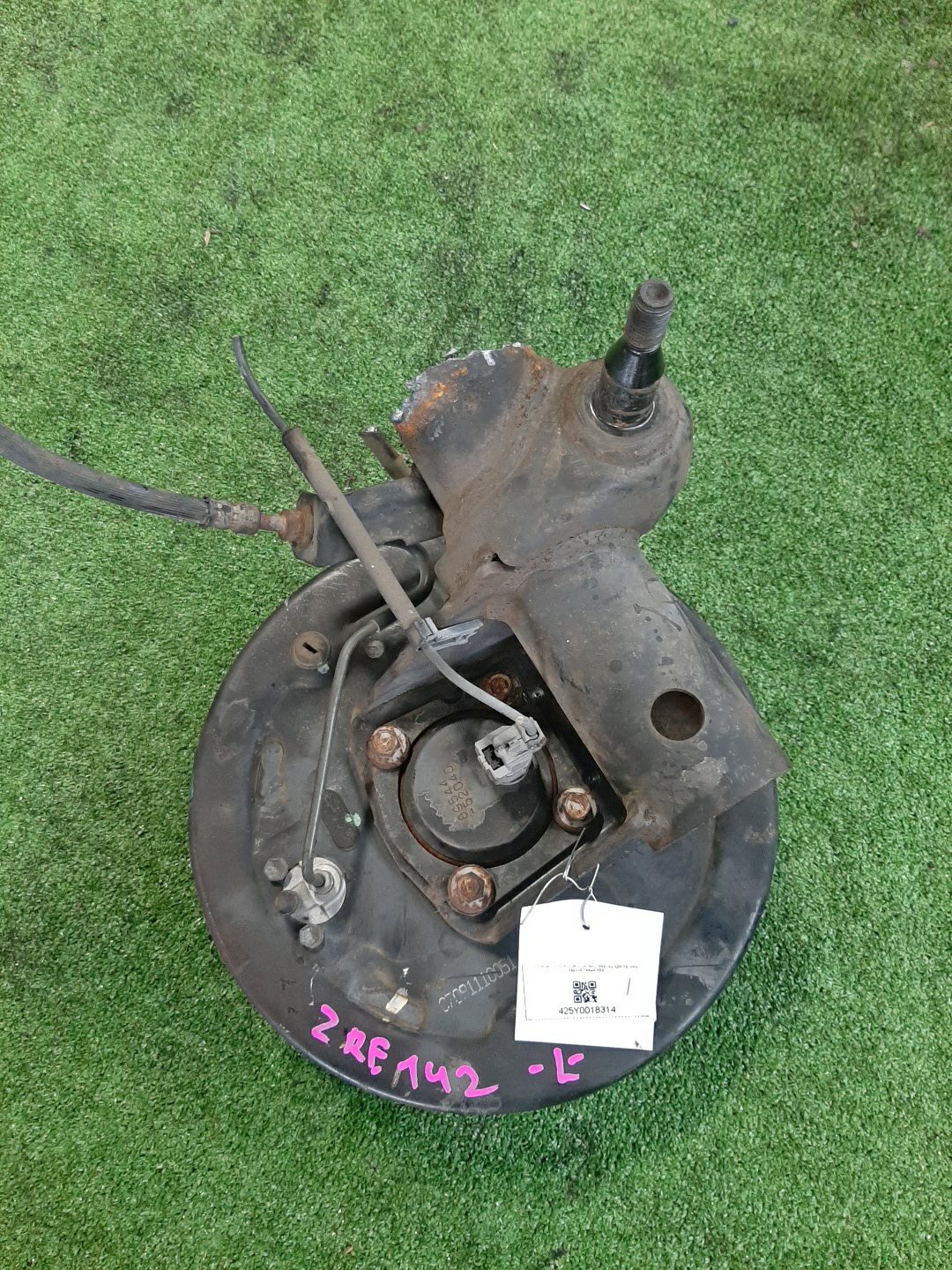 Ступица левая задняя TOYOTA AXIO, COROLLA FIELDER, COROLLA  AXIO, FIELDER NZE141, ZRE142, ZRE142G, NZE141G 1NZ-FE, 2ZR-FAE, 2ZR-FE 2 ракурс