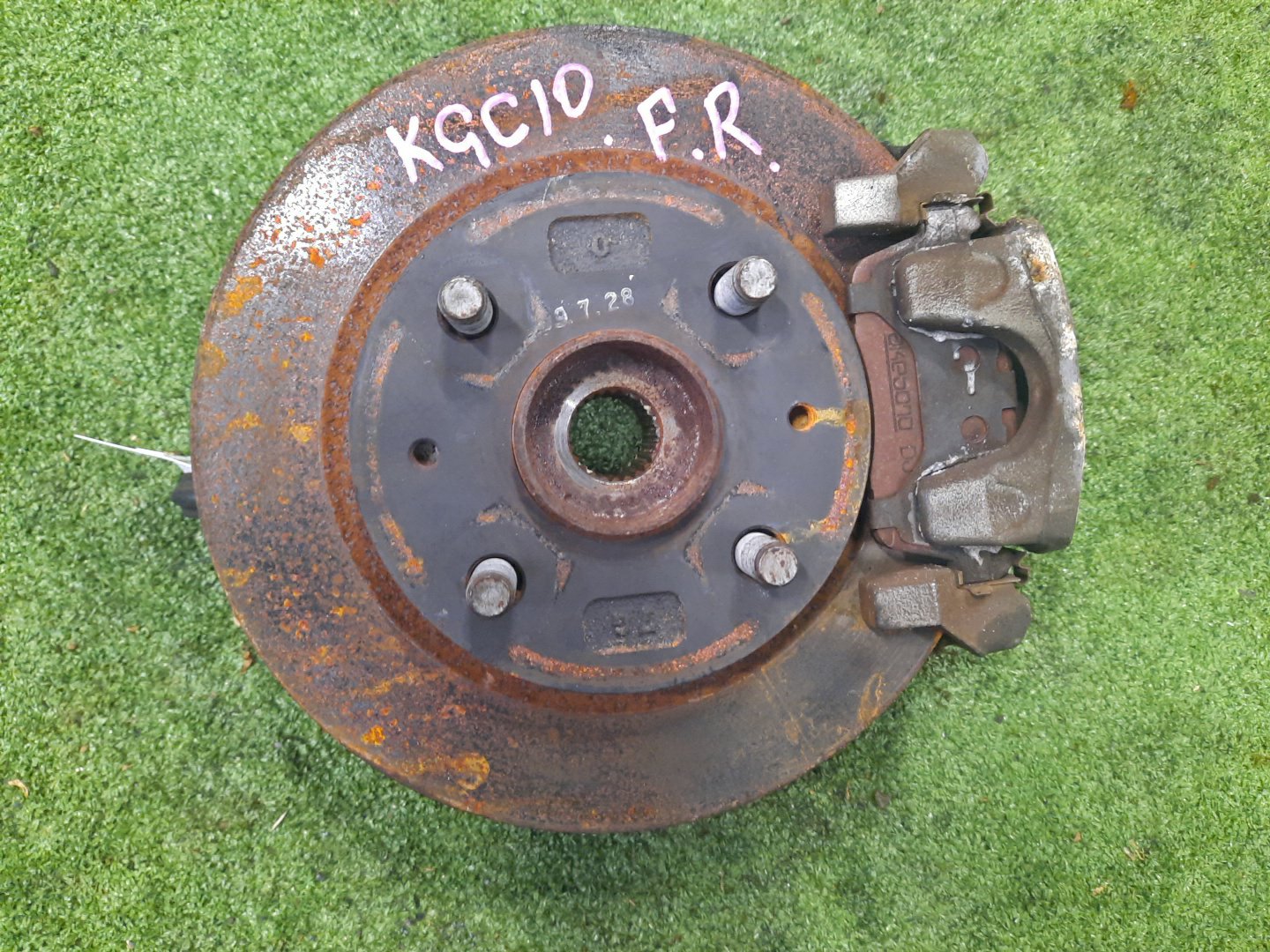 Ступица правая передняя  TOYOTA PASSO, BOON KGC15, KGC10, QNC10, M301S, M310S, M300S 1KR-FE, K3-VE 1 ракурс
