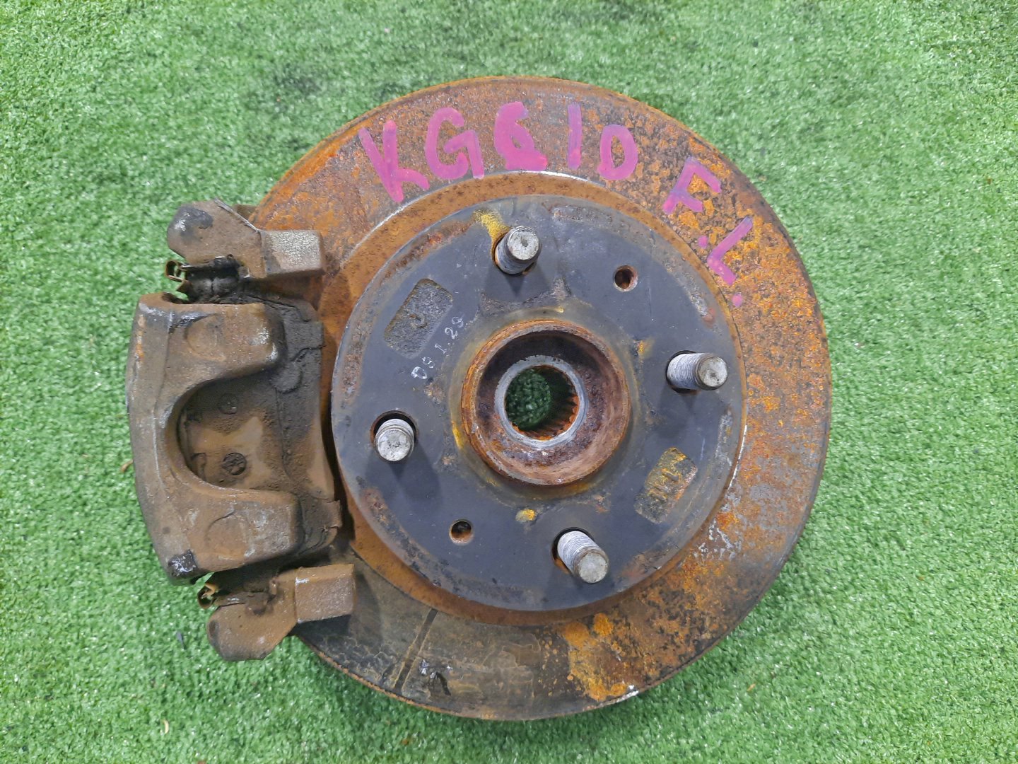 Ступица левая передняя  TOYOTA PASSO, BOON KGC15, KGC10, QNC10, M301S, M310S, M300S 1KR-FE, K3-VE 1 ракурс