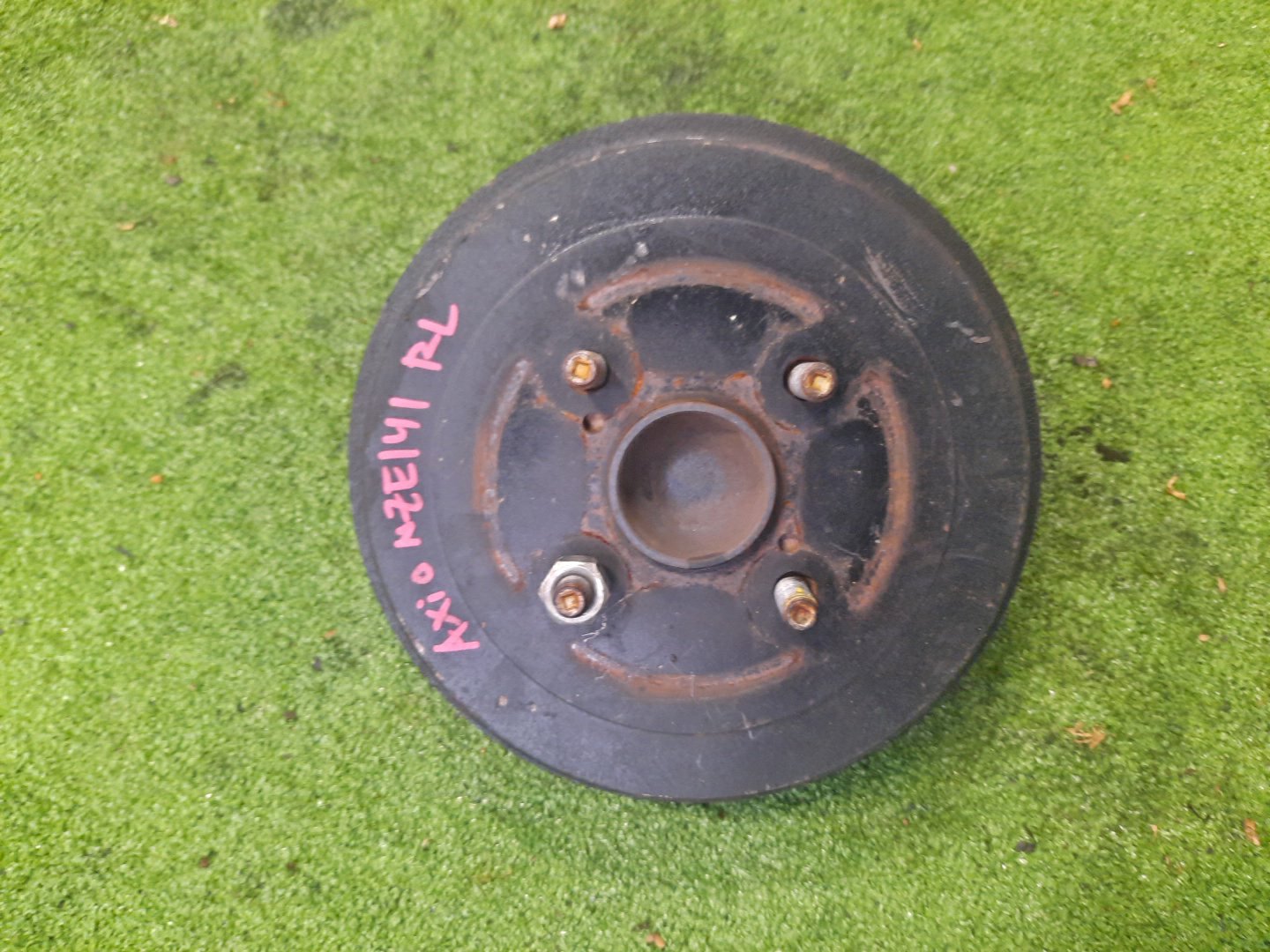 Ступица левая задняя TOYOTA AXIO, COROLLA FIELDER, COROLLA  AXIO, FIELDER NZE141, ZRE142, ZRE142G, NZE141G 1NZ-FE, 2ZR-FAE, 2ZR-FE 1 ракурс