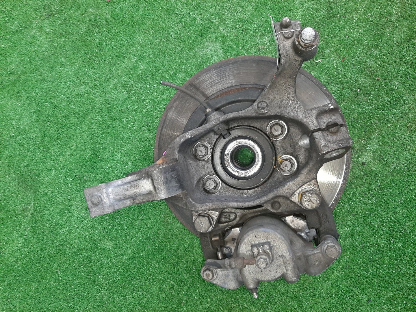 Ступица правая передняя NISSAN TEANA TNJ32, PJ32, J32 QR25DE, VQ35DE, VQ25DE 3 ракурс