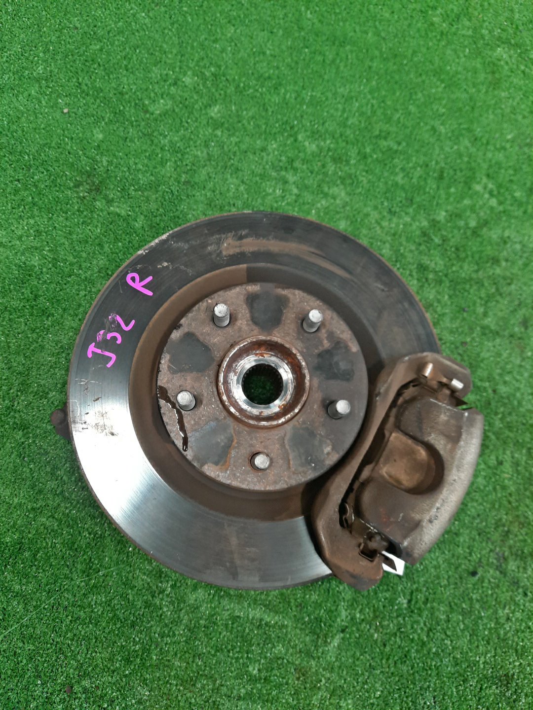 Ступица правая передняя NISSAN TEANA TNJ32, PJ32, J32 QR25DE, VQ35DE, VQ25DE 1 ракурс