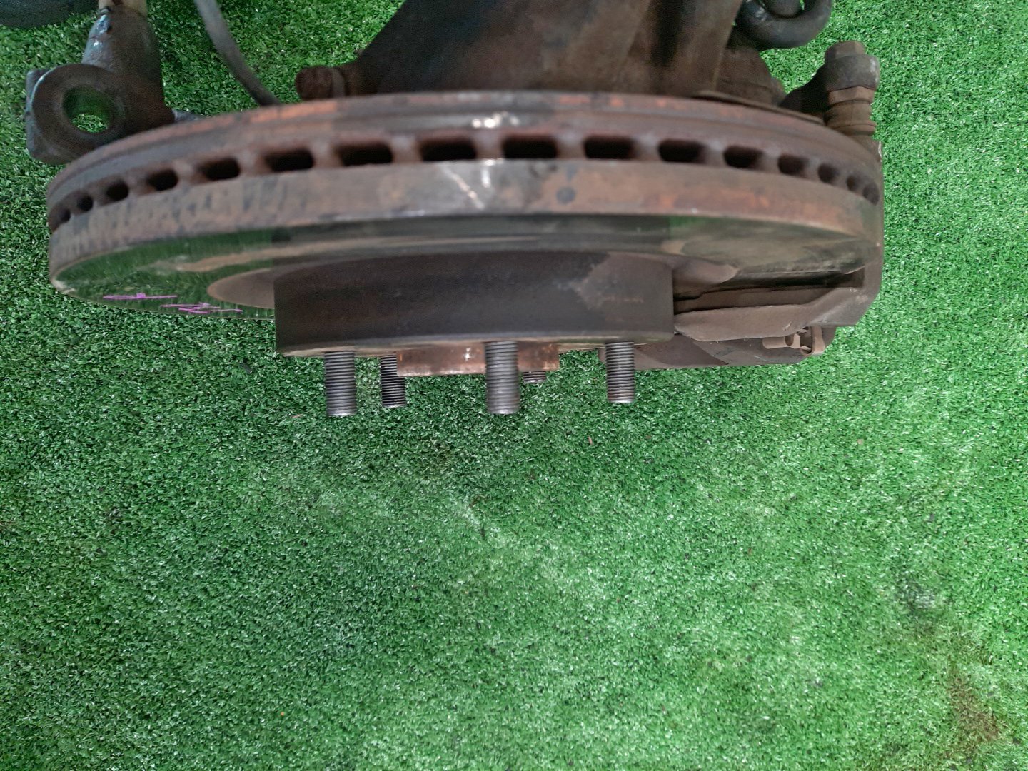 Ступица правая передняя NISSAN TEANA TNJ32, PJ32, J32 QR25DE, VQ35DE, VQ25DE 2 ракурс