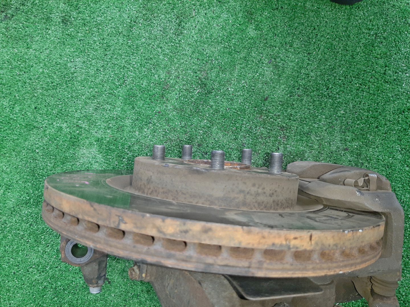 Ступица левая передняя NISSAN TEANA TNJ32, PJ32, J32 QR25DE, VQ35DE, VQ25DE 2 ракурс