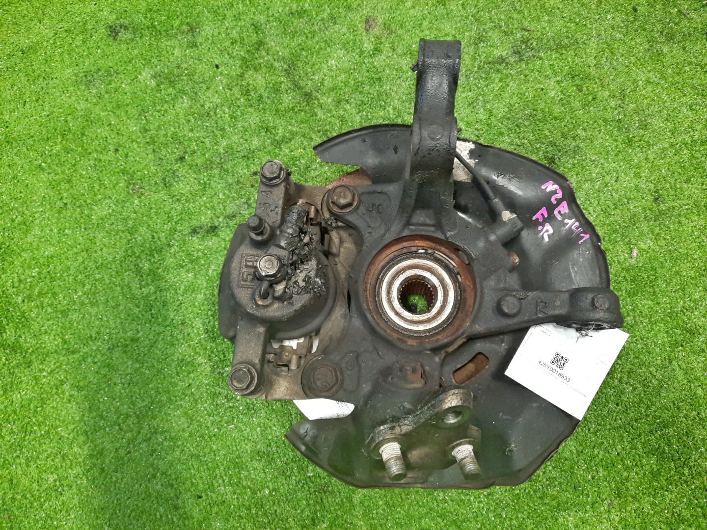 Ступица правая передняя TOYOTA AXIO, COROLLA FIELDER, COROLLA AXIO, FIELDER NZE141, ZRE142, ZRE142G, NZE141G 1NZ-FE, 2ZR-FAE, 2ZR-FE 2 ракурс Ступица правая передняя TOYOTA AXIO, COROLLA FIELDER, COROLLA AXIO, FIELDER NZE141, ZRE142, ZRE142G, NZE141G 1NZ-FE, 2ZR-FAE, 2ZR-FE 2 ракурс