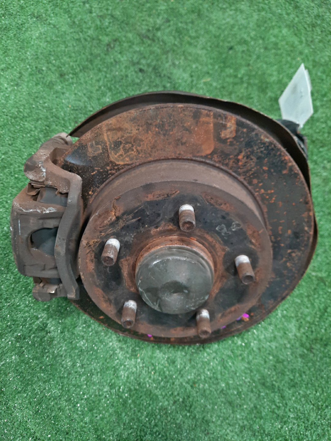 Ступица левая задняя NISSAN PRIMERA P12, QP12, TP12, HP12, RP12, WTP12, WHP12, WRP12 QR20DE, QG18DE, SR20VE, QR25DD 1 ракурс
