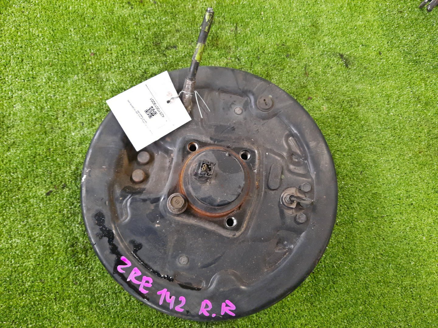 Ступица правая задняя TOYOTA AXIO, COROLLA FIELDER, COROLLA  AXIO, FIELDER NZE141, ZRE142, ZRE142G, NZE141G 1NZ-FE, 2ZR-FAE, 2ZR-FE 2 ракурс