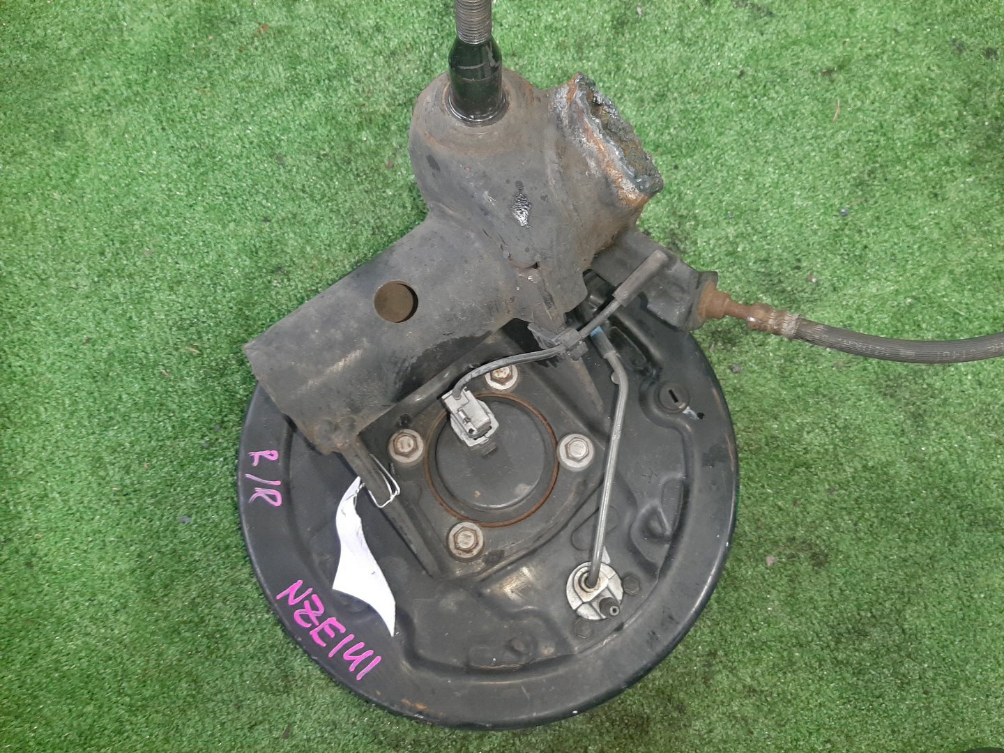 Ступица правая задняя TOYOTA AXIO, COROLLA FIELDER, COROLLA  AXIO, FIELDER NZE141, ZRE142, ZRE142G, NZE141G 1NZ-FE, 2ZR-FAE, 2ZR-FE 2 ракурс