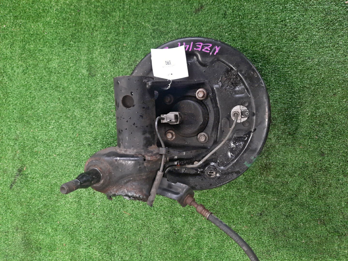 Ступица левая задняя TOYOTA AXIO, COROLLA FIELDER, COROLLA  AXIO, FIELDER NZE141, ZRE142, ZRE142G, NZE141G 1NZ-FE, 2ZR-FAE, 2ZR-FE 2 ракурс