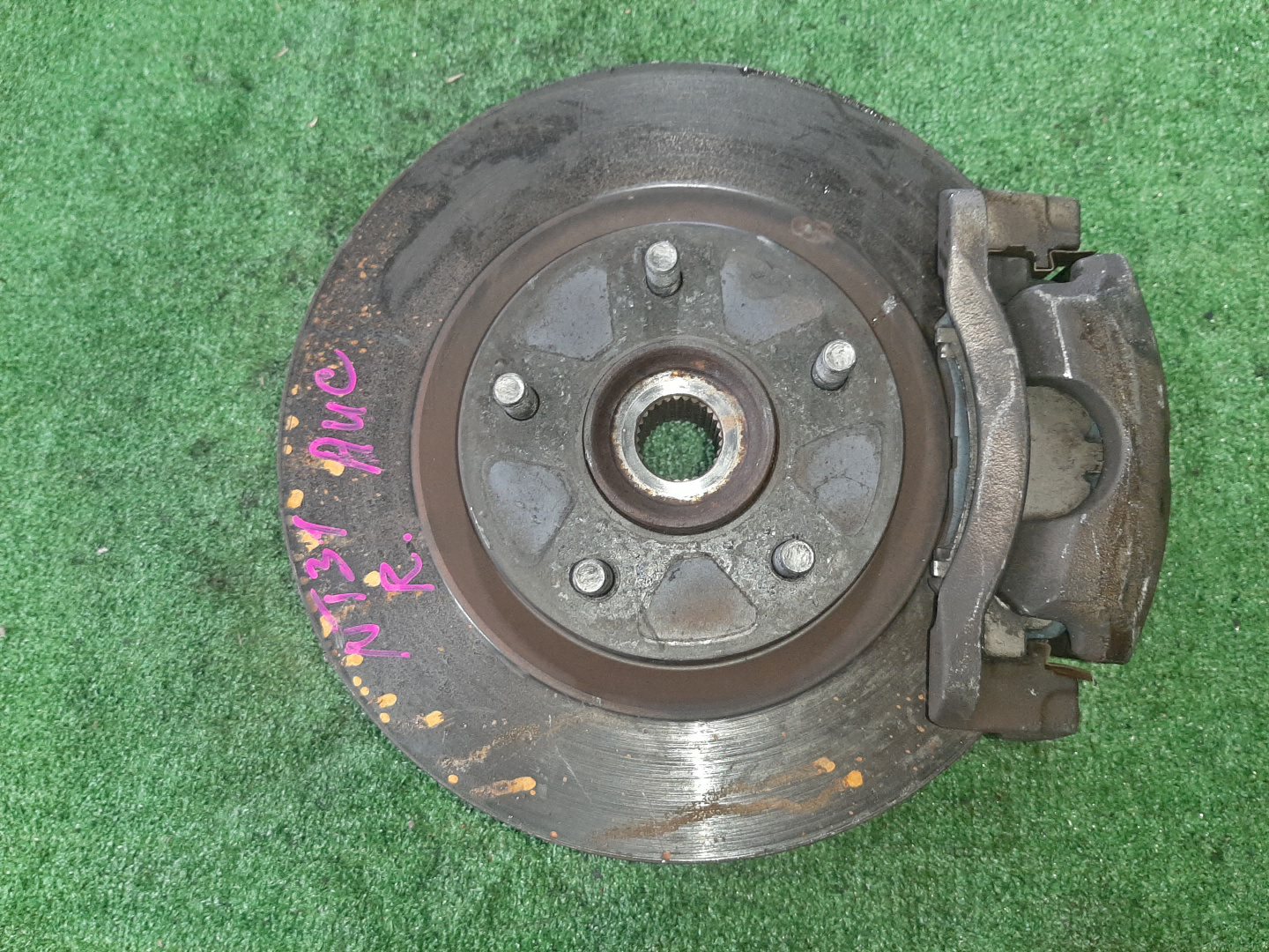 Ступица правая передняя  NISSAN X-TRAIL T31, NT31, DNT31, TNT31 MR20DE, M9R, QR25DE 1 ракурс