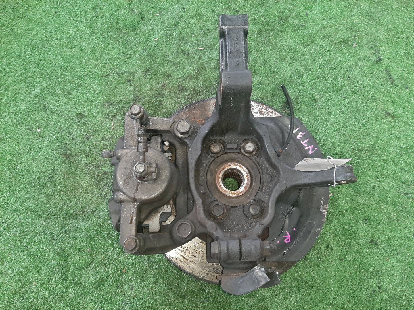 Ступица правая передняя NISSAN X-TRAIL T31, NT31, DNT31, TNT31 MR20DE, M9R, QR25DE 2 ракурс