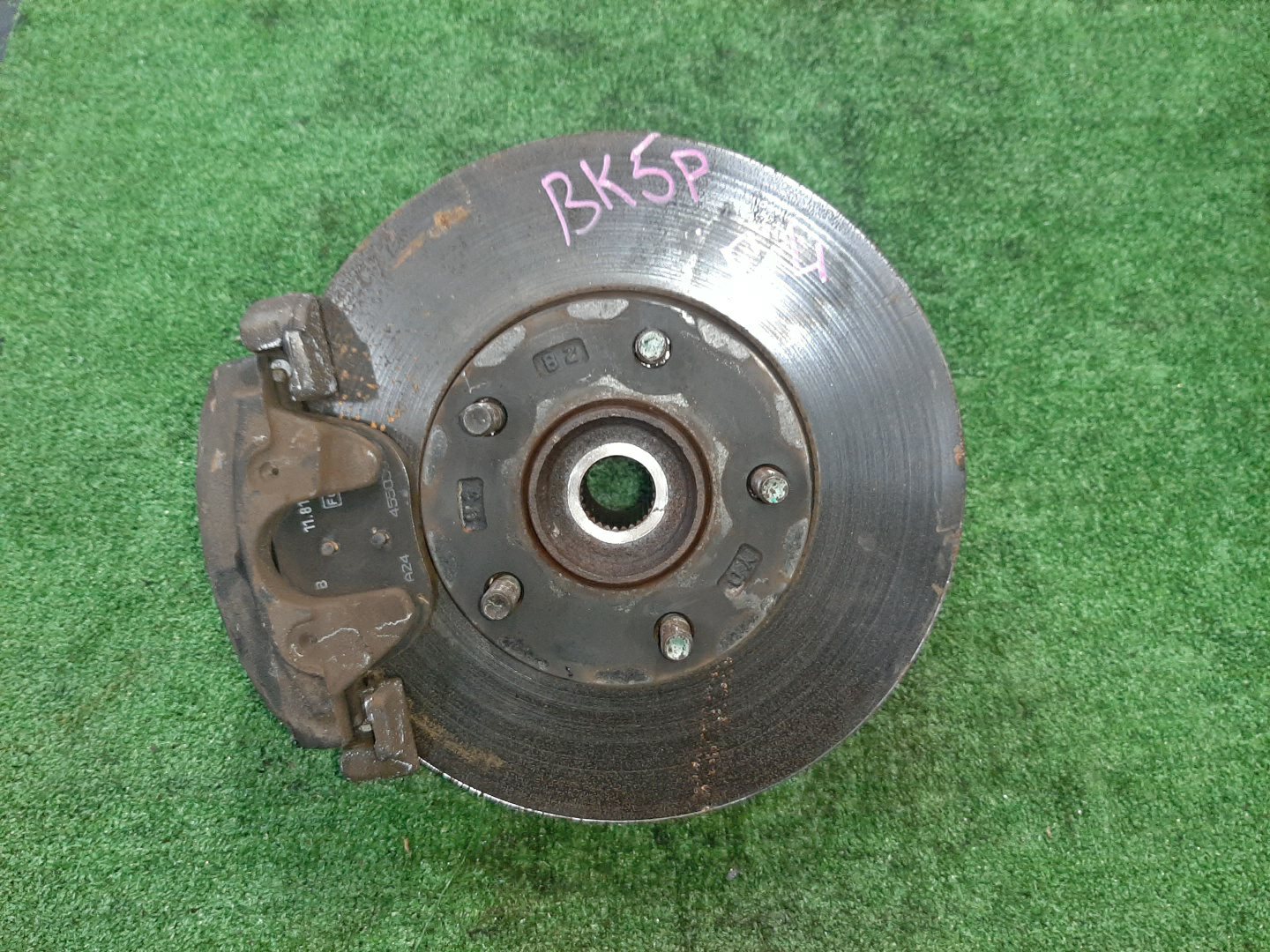 Ступица левая передняя  MAZDA AXELA BK5P, BK3P, BKEP ZY-VE, L3-VE, LF-DE 1 ракурс