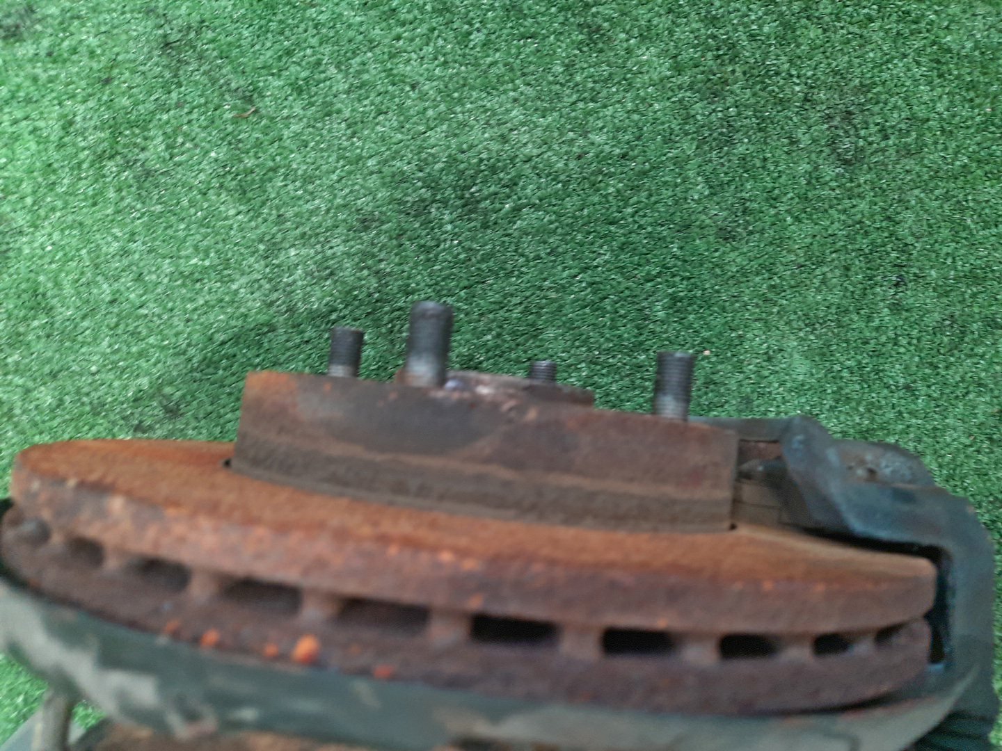Ступица левая передняя NISSAN BLUEBIRD, PRIMERA SU14, U14, QU14, HU14, EU14, P11, WP11, QP11, HP11, WQP11, WHP11 CD20, SR20DE, QG18DE, QG18DD, SR18DE, SR20VE 2 ракурс