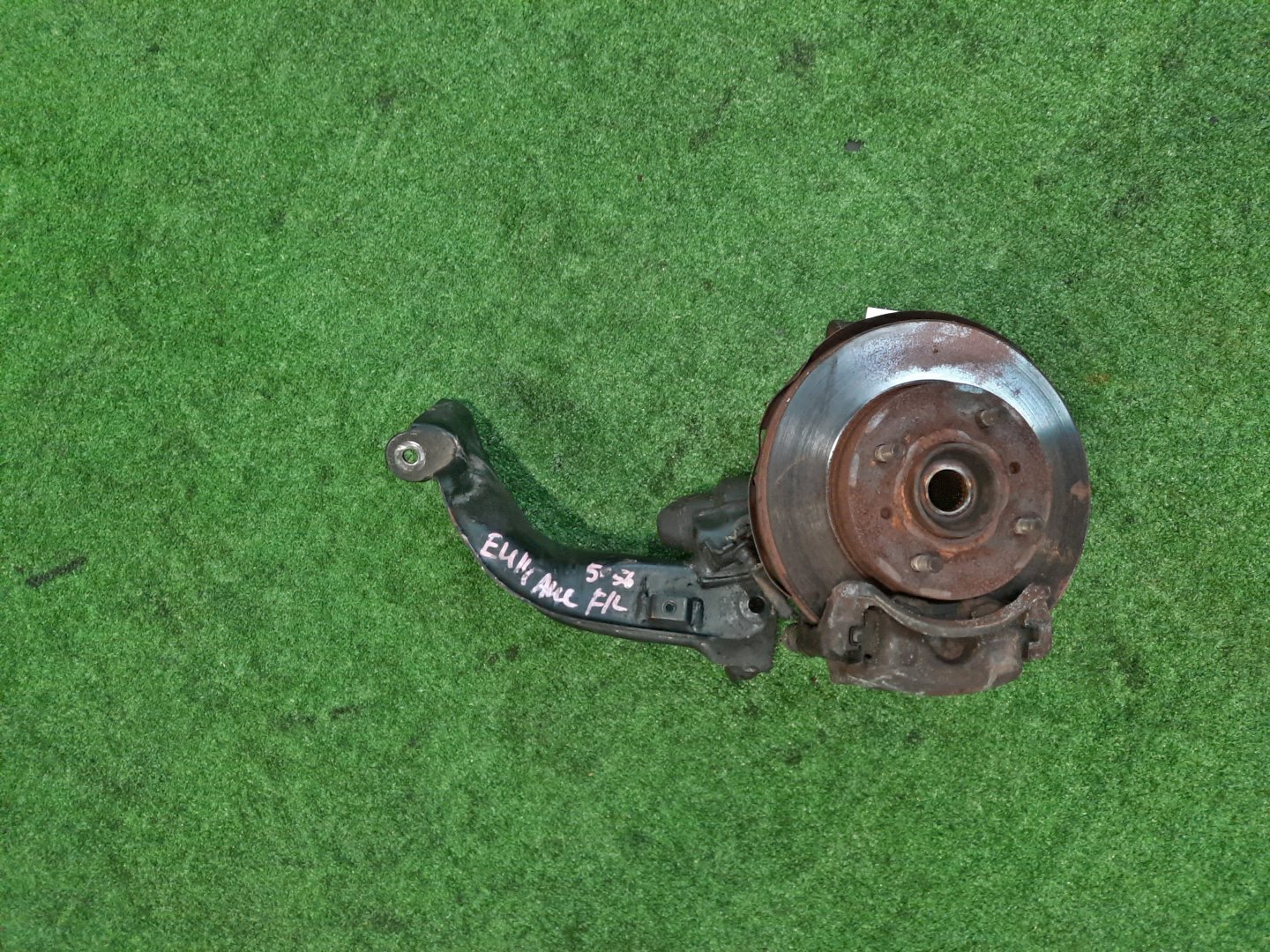 Ступица левая передняя NISSAN BLUEBIRD, PRIMERA SU14, U14, QU14, HU14, EU14, P11, WP11, QP11, HP11, WQP11, WHP11 CD20, SR20DE, QG18DE, QG18DD, SR18DE, SR20VE 1 ракурс