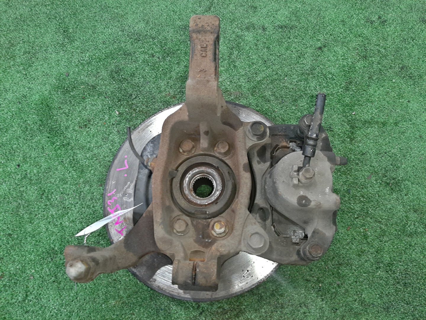 Ступица левая передняя NISSAN PRESAGE, TEANA TU31, TNU31, PU31, PNU31, J31, PJ31, TNJ31 QR25DE, VQ35DE, VQ23DE 2 ракурс