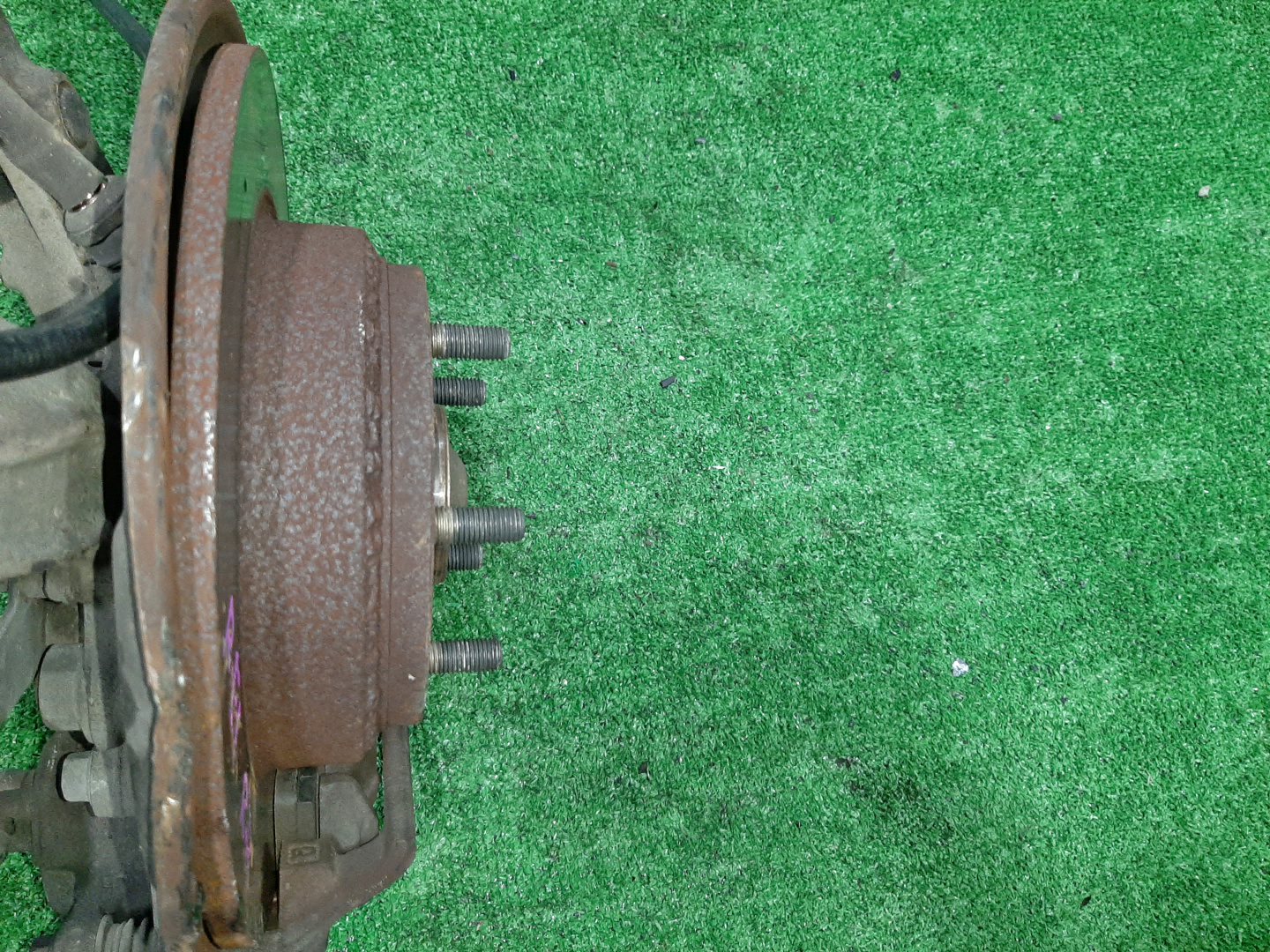Ступица правая задняя HONDA STEPWGN RF1 B20B 4 ракурс
