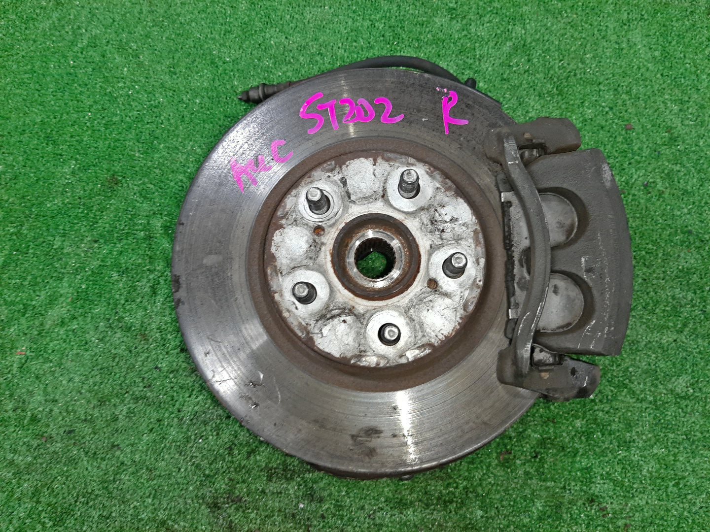 Ступица правая передняя TOYOTA CELICA, CORONA EXIV, CURREN, CARINA ED ST202, ST206 3S-GE 1 ракурс
