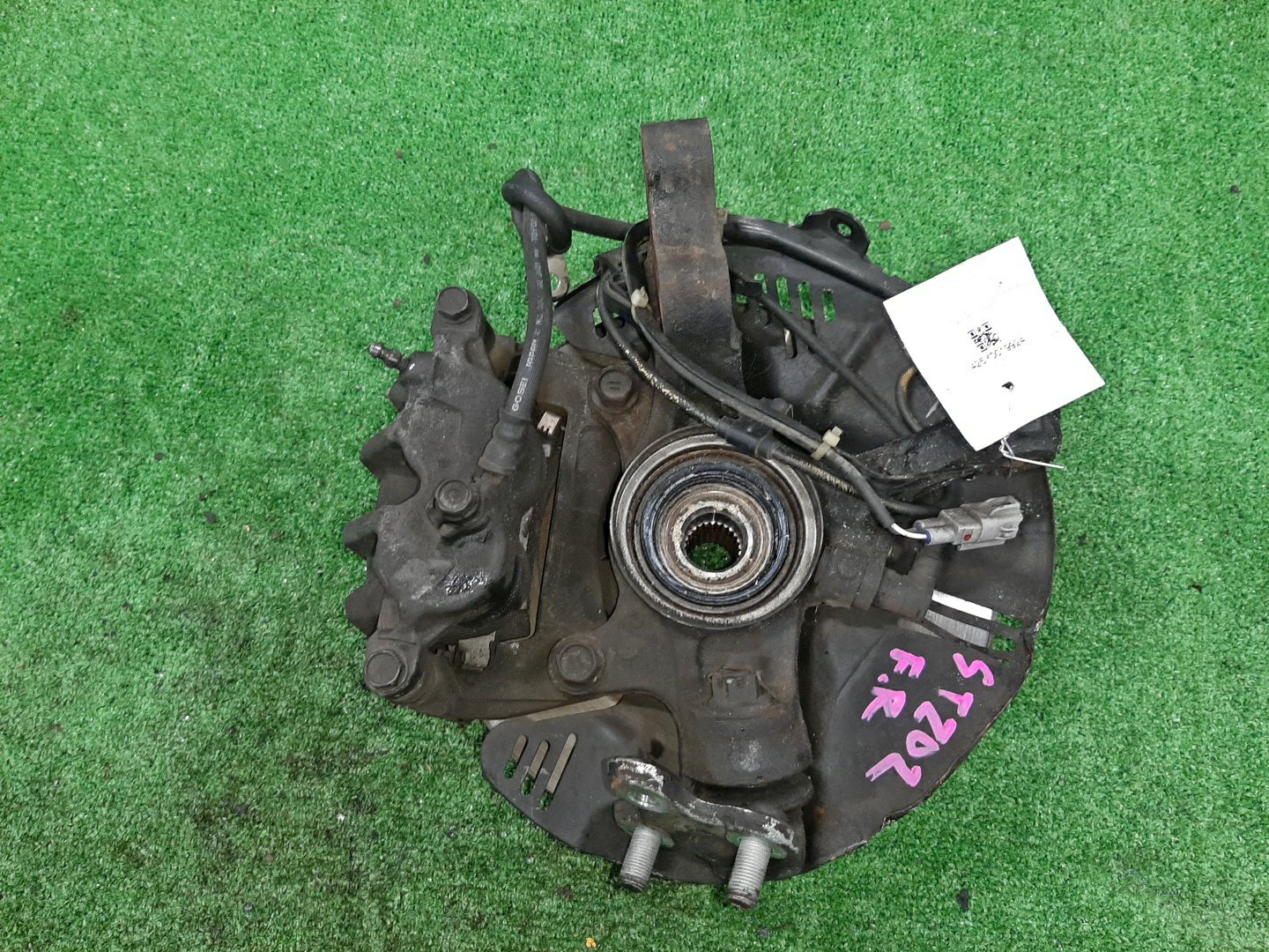 Ступица правая передняя TOYOTA CELICA, CORONA EXIV, CURREN, CARINA ED ST202, ST206 3S-GE 2 ракурс