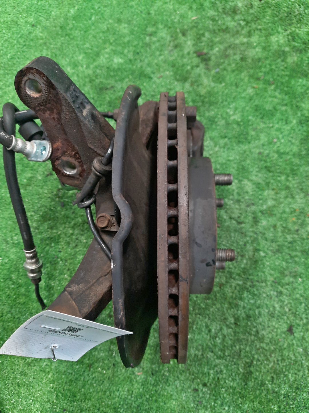Ступица правая передняя MITSUBISHI COLT PLUS, COLT Z22W, Z21W, Z23W, Z24W, Z24A, Z23A, Z21A, Z25A, Z26A, Z28A, Z22A 4A90, 4A91, 4G19, 4G15 3 ракурс