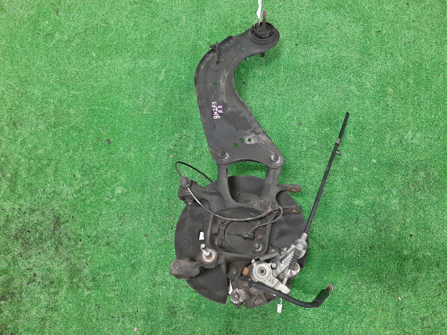 Ступица правая задняя MAZDA AXELA BM2FS SH-VPTR 3 ракурс