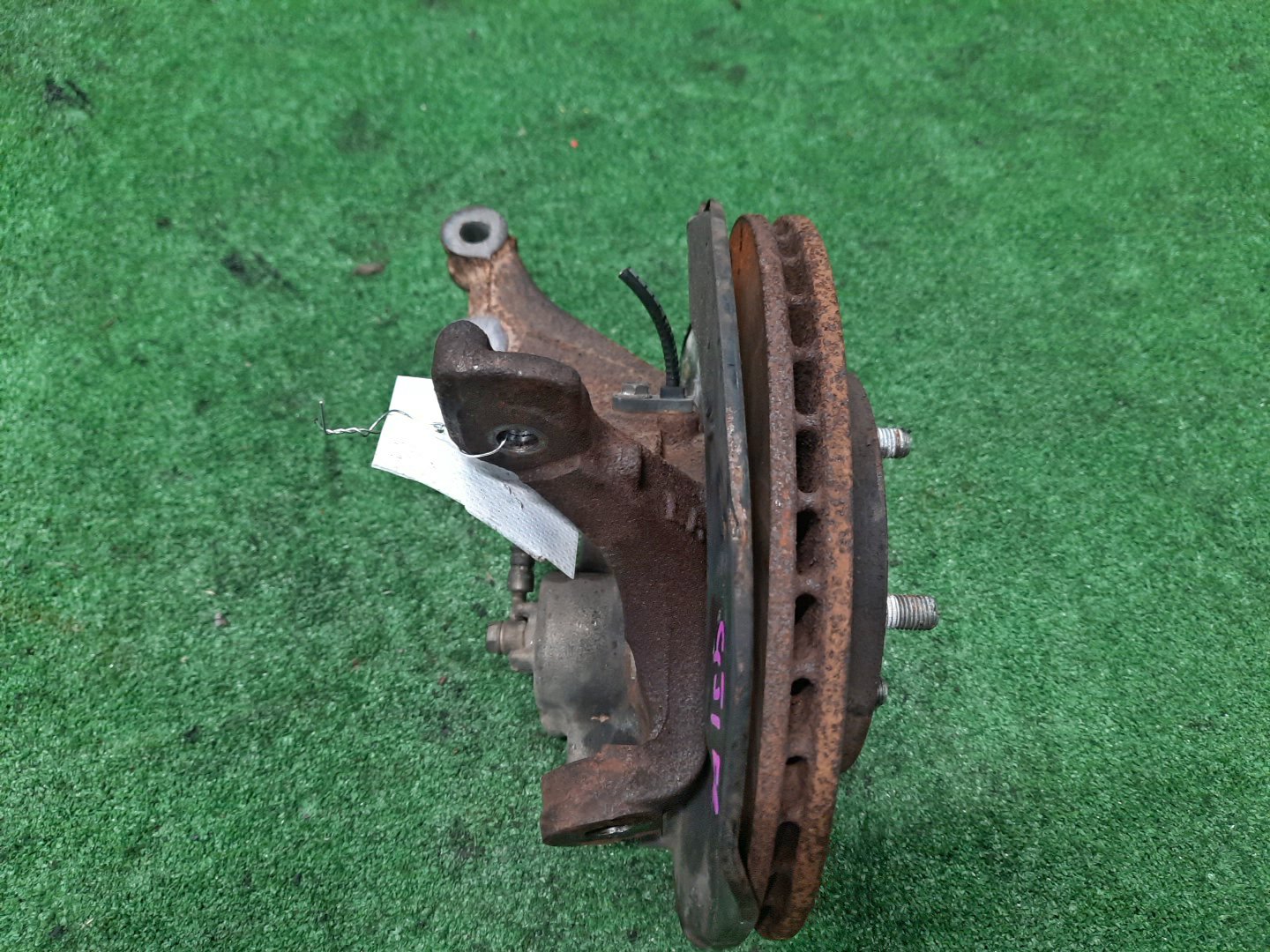 Ступица правая передняя HONDA AIRWAVE GJ1 L15A 2 ракурс