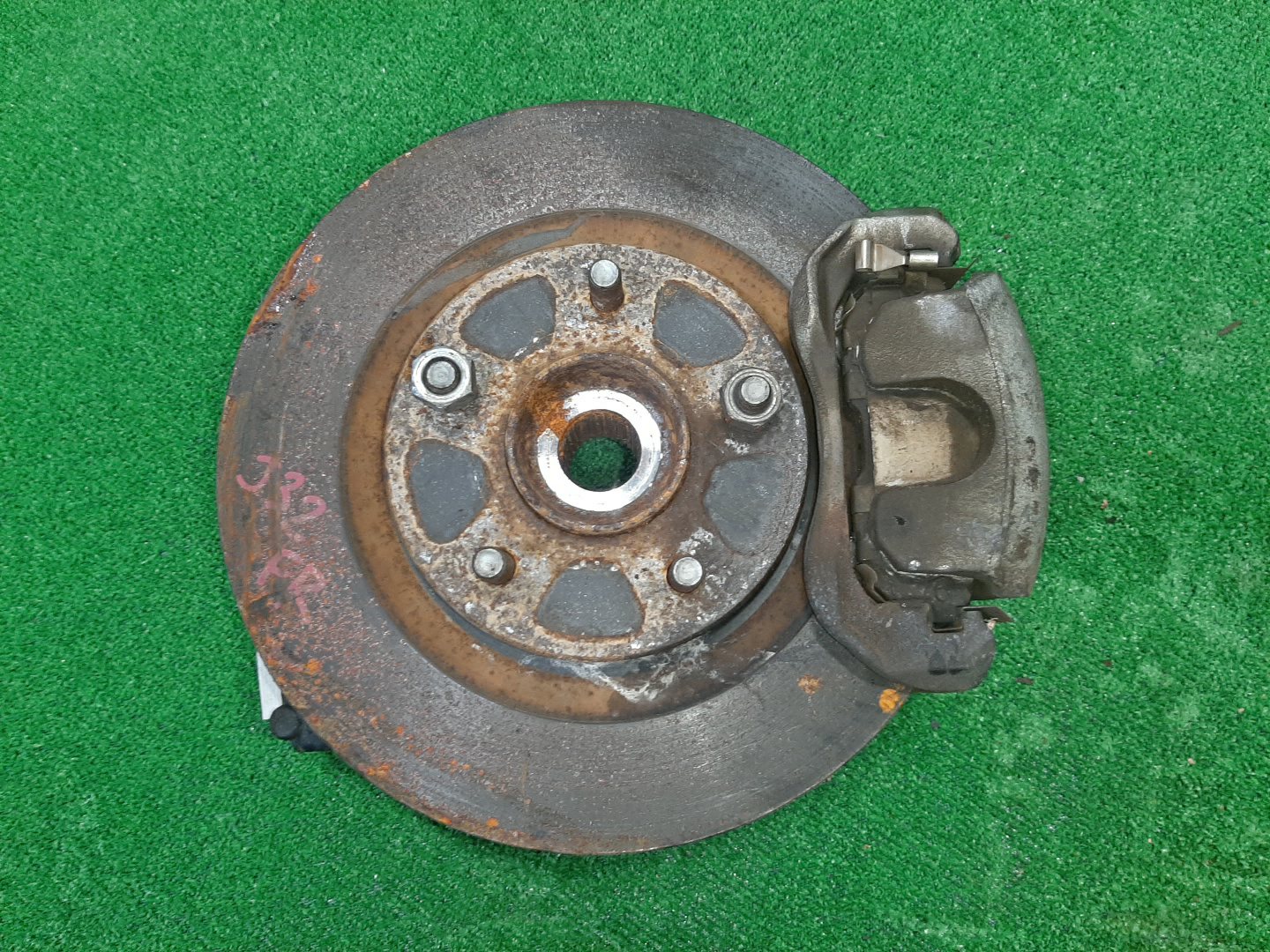 Ступица правая передняя NISSAN TEANA TNJ32, PJ32, J32 QR25DE, VQ35DE, VQ25DE 3 ракурс