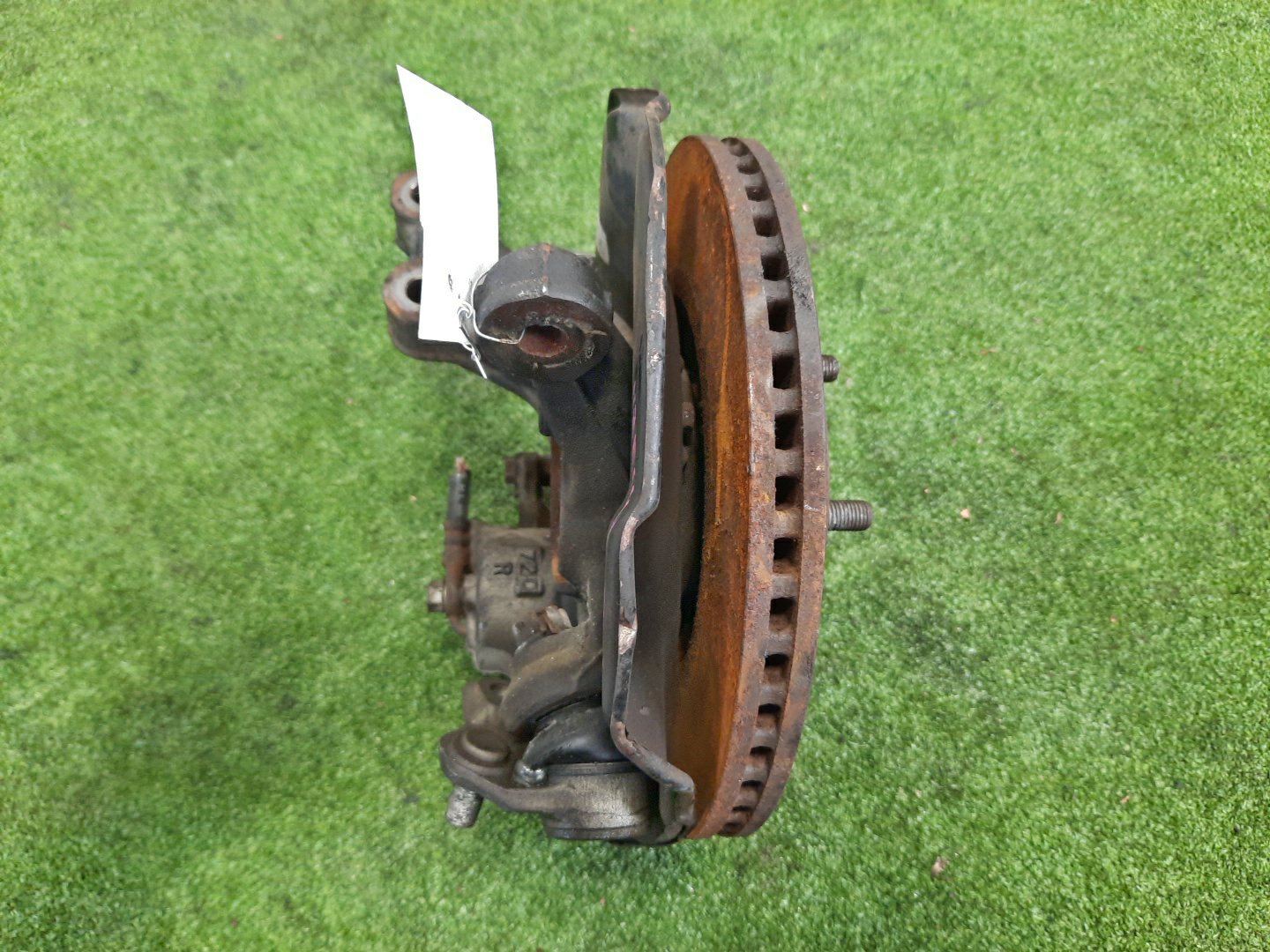 Ступица правая передняя TOYOTA AXIO, COROLLA FIELDER, COROLLA  AXIO, FIELDER NZE141, ZRE142, ZRE142G, NZE141G 1NZ-FE, 2ZR-FAE, 2ZR-FE 4 ракурс