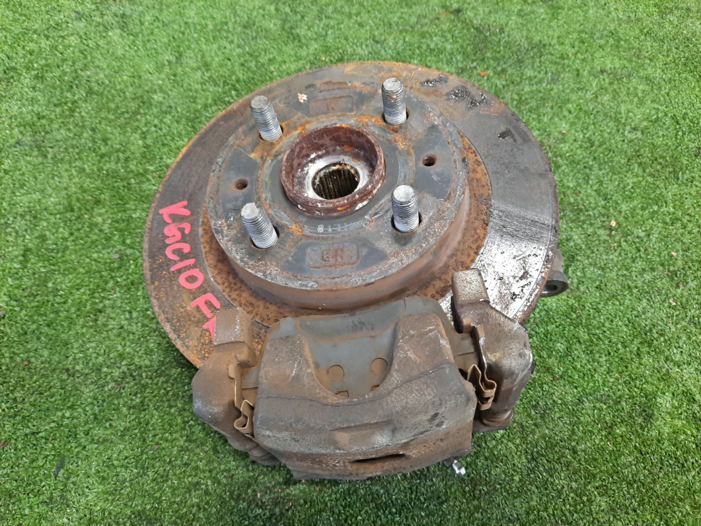Ступица правая передняя TOYOTA PASSO, BOON KGC15, KGC10, QNC10, M301S, M310S, M300S 1KR-FE, K3-VE 1 ракурс
