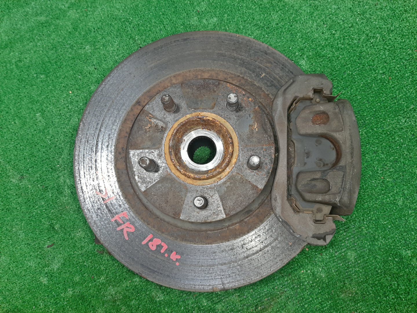 Ступица правая передняя NISSAN PRESAGE, TEANA TU31, TNU31, PU31, PNU31, J31, PJ31, TNJ31 QR25DE, VQ35DE, VQ23DE 1 ракурс