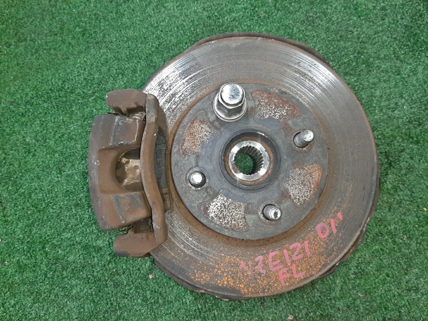 Ступица левая передняя TOYOTA COROLLA, COROLLA FIELDER, ALLEX, COROLLA RUNX NZE121 1NZ-FE 1 ракурс