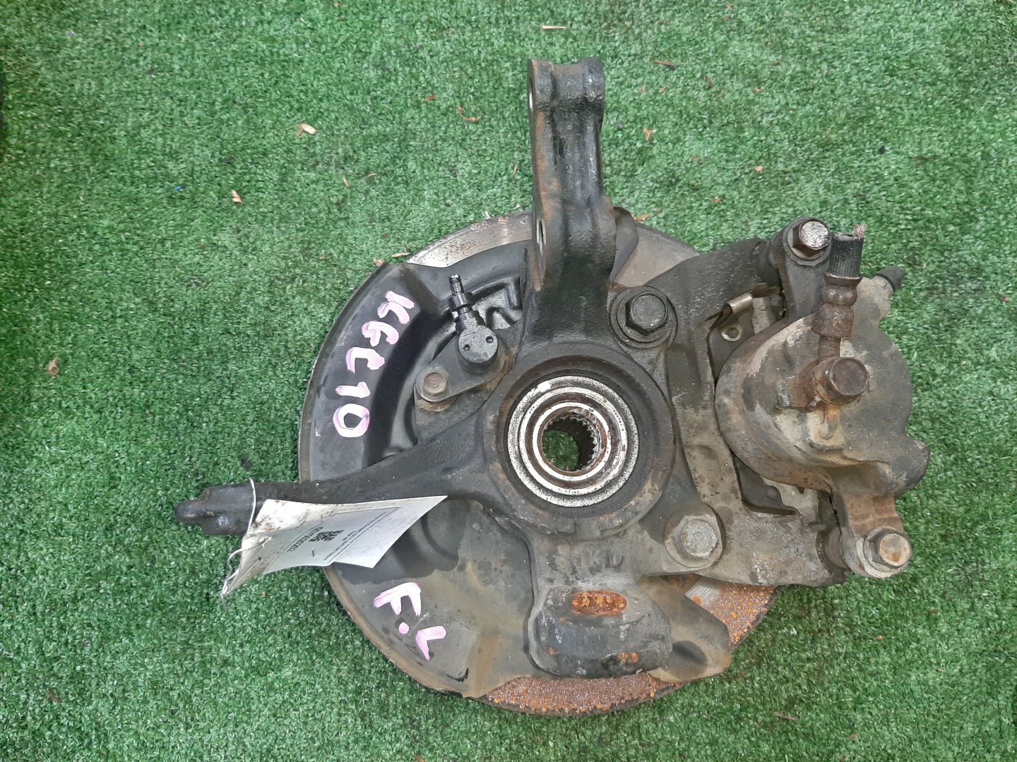 Ступица левая передняя TOYOTA PASSO, BOON KGC15, KGC10, QNC10, M301S, M310S, M300S 1KR-FE, K3-VE 2 ракурс