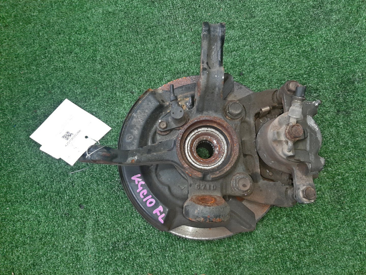 Ступица левая передняя TOYOTA PASSO, BOON KGC15, KGC10, QNC10, M301S, M310S, M300S 1KR-FE, K3-VE 2 ракурс