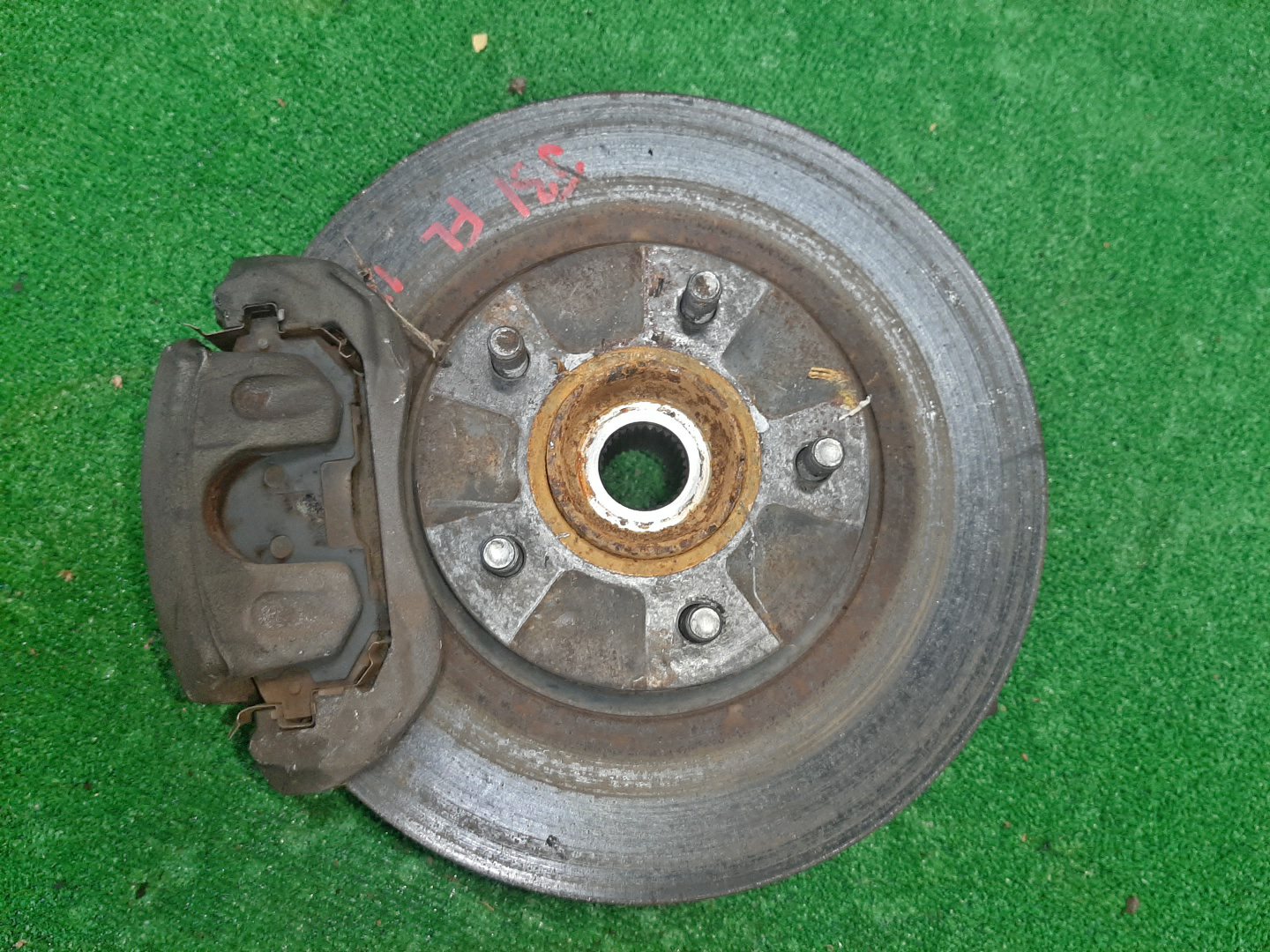 Ступица левая передняя NISSAN PRESAGE, TEANA TU31, TNU31, PU31, PNU31, J31, PJ31, TNJ31 QR25DE, VQ35DE, VQ23DE 1 ракурс