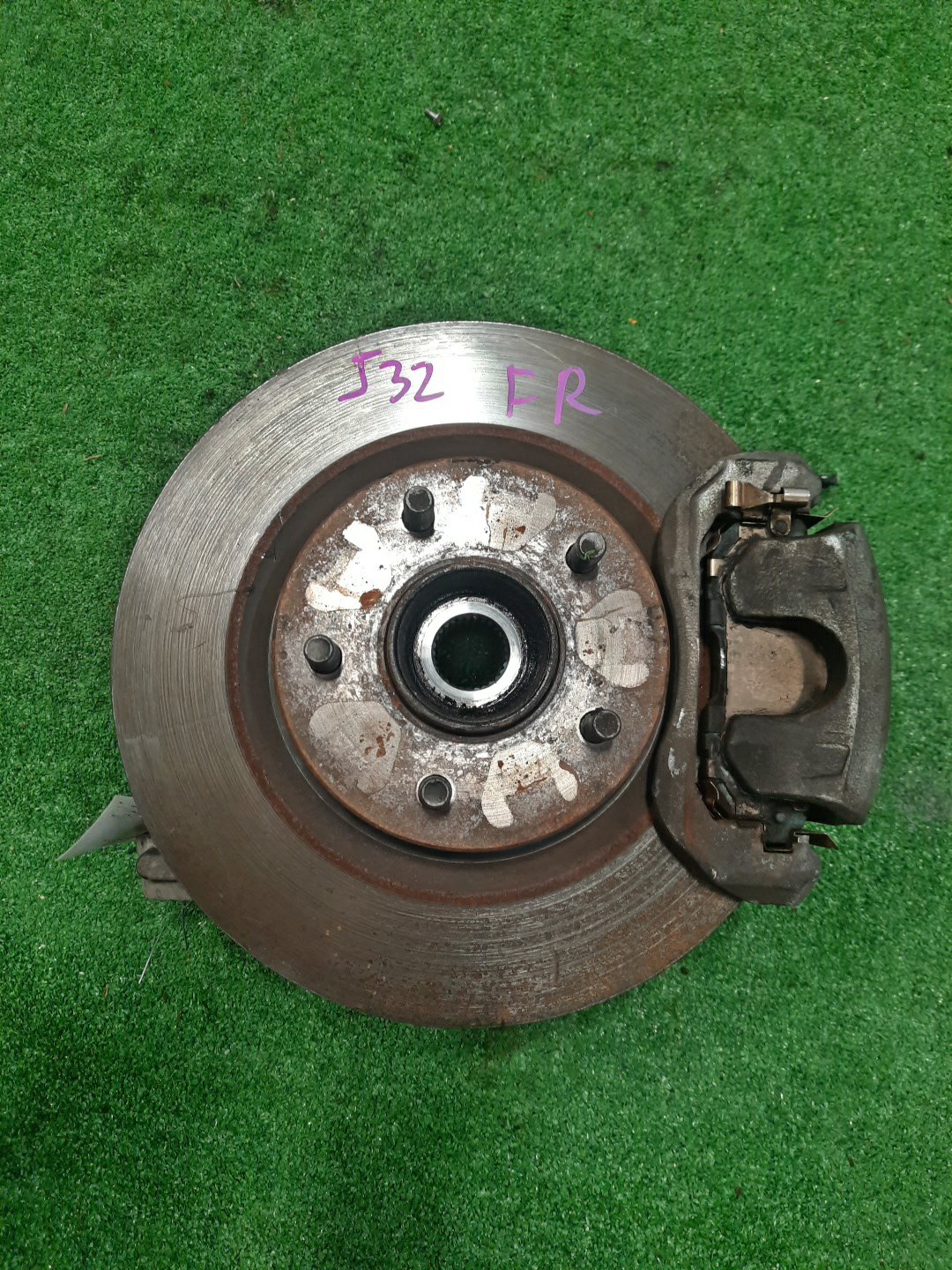 Ступица правая передняя NISSAN TEANA TNJ32, PJ32, J32 QR25DE, VQ35DE, VQ25DE 1 ракурс