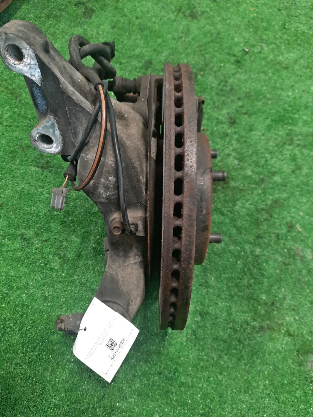 Ступица правая передняя NISSAN TEANA TNJ32, PJ32, J32 QR25DE, VQ35DE, VQ25DE 3 ракурс