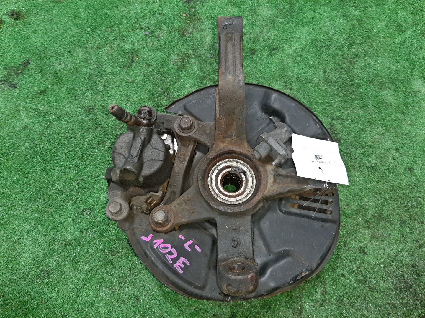 Ступица левая передняя TOYOTA CAMI J102E K3-VE 2 ракурс
