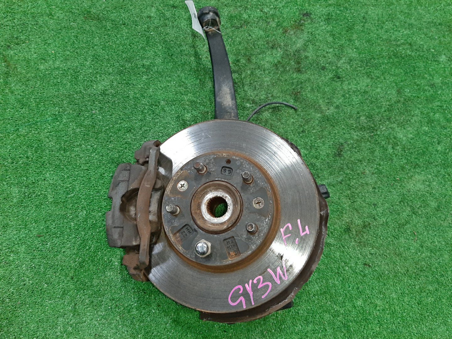 Ступица левая передняя MAZDA ATENZA GG3S, GY3W, GYEW, GGEP, GGES, GG3P L3-VE, LF-DE, LF-VE 1 ракурс Ступица левая передняя MAZDA ATENZA GG3S, GY3W, GYEW, GGEP, GGES, GG3P L3-VE, LF-DE, LF-VE 1 ракурс