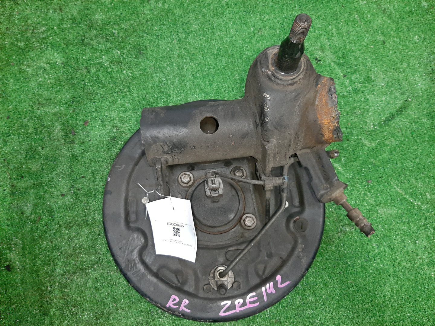 Ступица правая задняя TOYOTA AXIO, COROLLA FIELDER, COROLLA  AXIO, FIELDER NZE141, ZRE142, ZRE142G, NZE141G 1NZ-FE, 2ZR-FAE, 2ZR-FE 2 ракурс