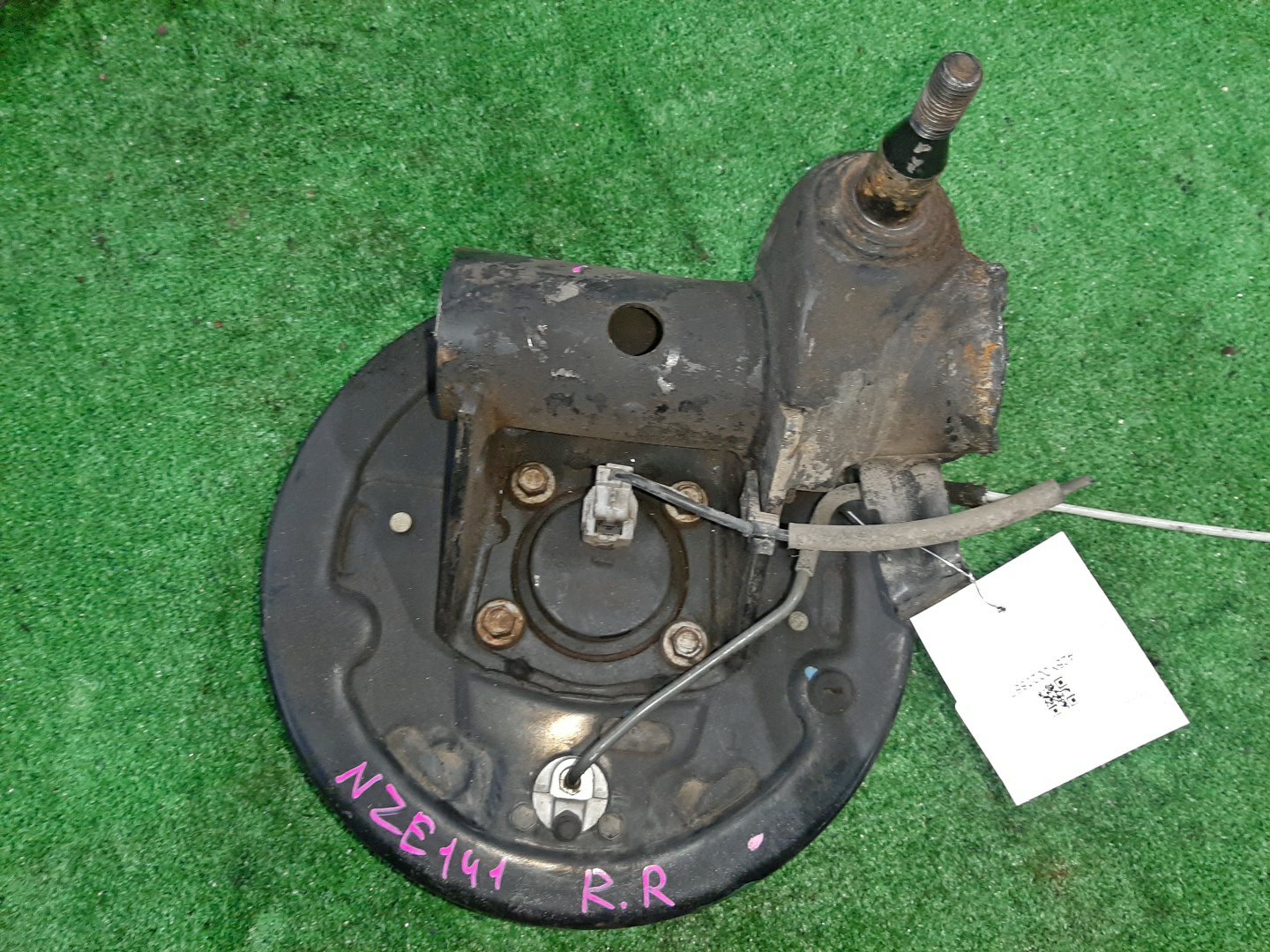 Ступица правая задняя TOYOTA AXIO, COROLLA FIELDER, COROLLA  AXIO, FIELDER NZE141, ZRE142, ZRE142G, NZE141G 1NZ-FE, 2ZR-FAE, 2ZR-FE 2 ракурс