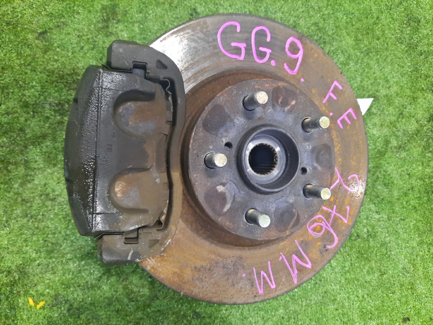 Ступица правая передняя SUBARU IMPREZA GG9 EJ20DE 1 ракурс