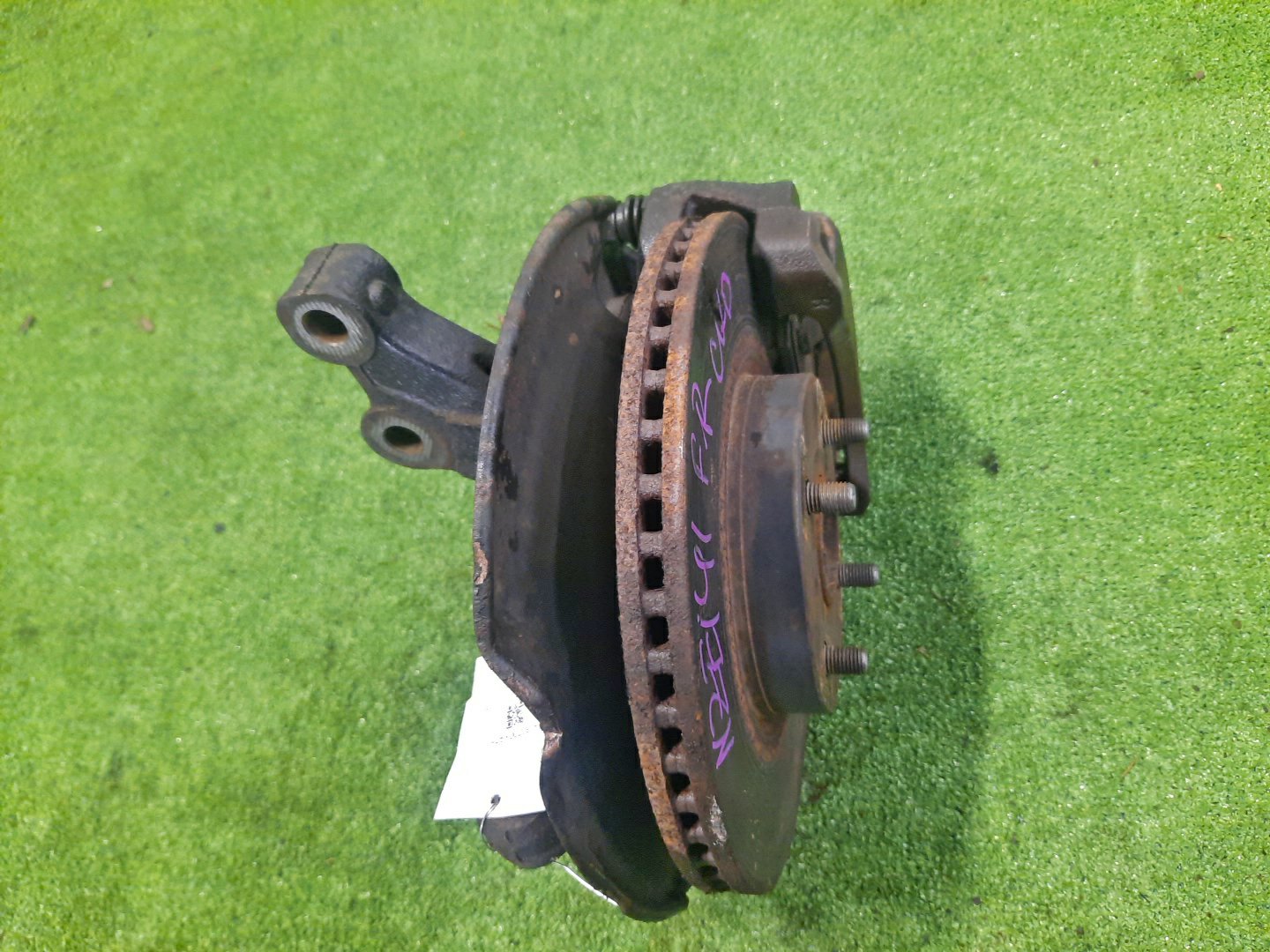 Ступица правая передняя TOYOTA AXIO, COROLLA FIELDER, COROLLA  AXIO, FIELDER NZE141, ZRE142, ZRE142G, NZE141G 1NZ-FE, 2ZR-FAE, 2ZR-FE 3 ракурс