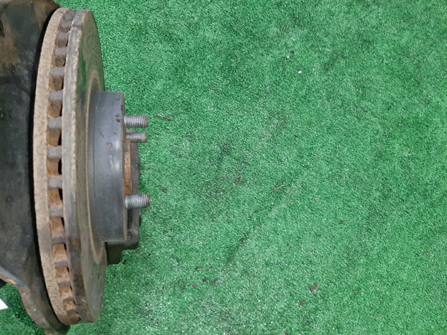 Ступица левая передняя TOYOTA VITZ, RACTIS NCP91, NCP100, SCP100 1NZ-FE, 2SZ-FE 3 ракурс