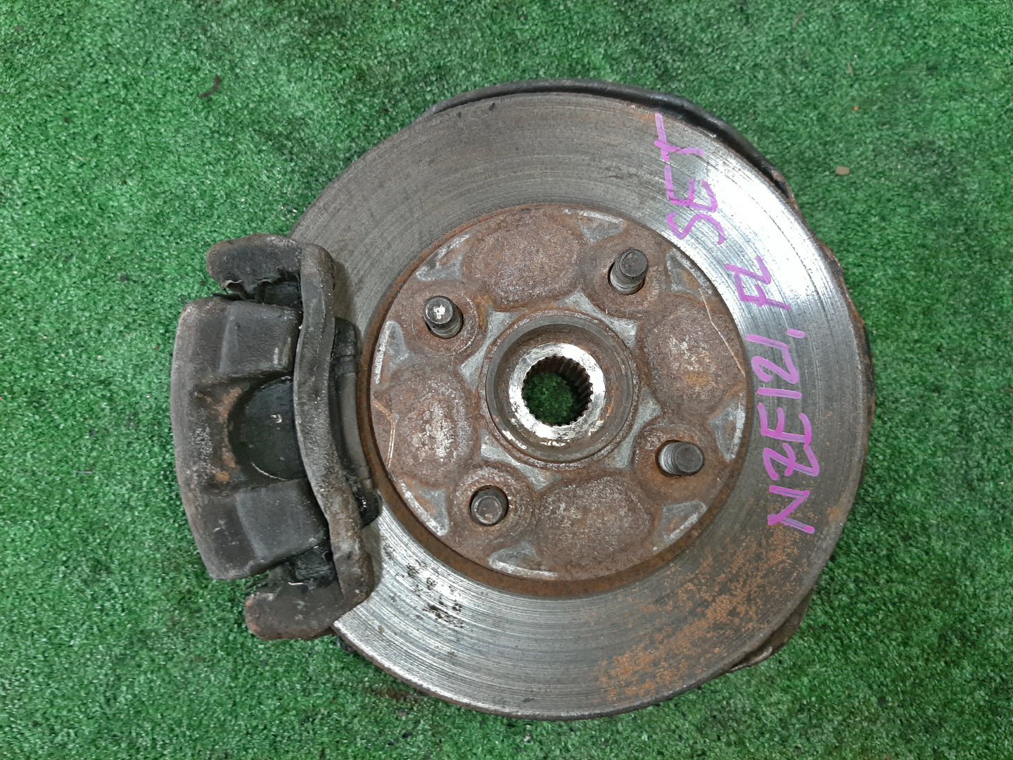 Ступица левая передняя TOYOTA COROLLA, COROLLA FIELDER, ALLEX, COROLLA RUNX NZE121 1NZ-FE 1 ракурс