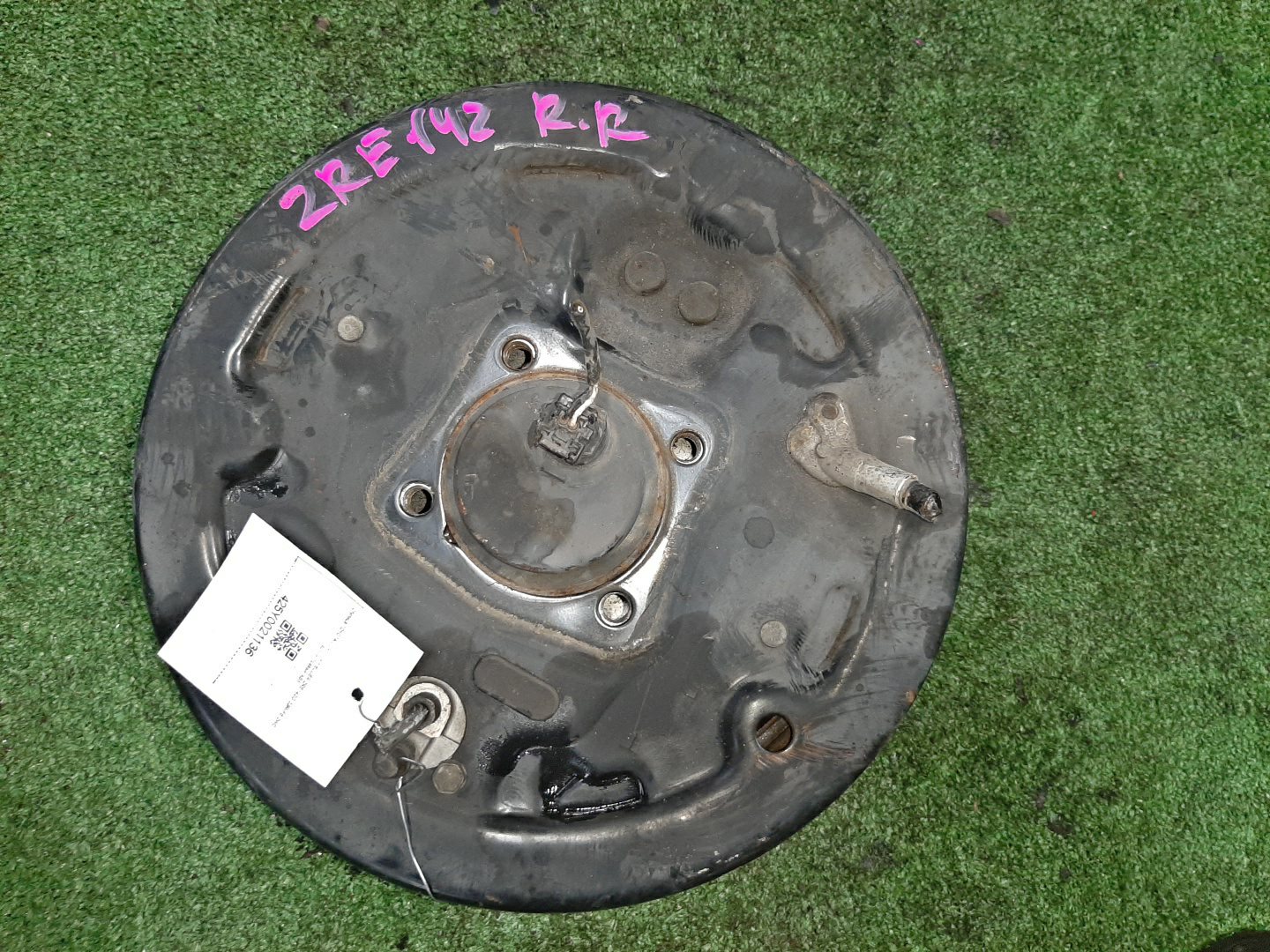 Ступица правая задняя TOYOTA AXIO, COROLLA FIELDER, COROLLA  AXIO, FIELDER NZE141, ZRE142, ZRE142G, NZE141G 1NZ-FE, 2ZR-FAE, 2ZR-FE 2 ракурс