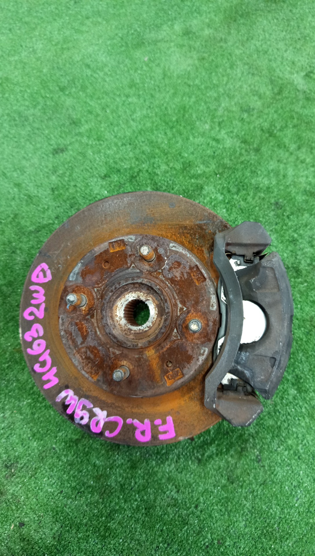 Ступица правая передняя  MITSUBISHI DION CR6W, CR9W, CR5W 4G94, 4G63, 4G93 1 ракурс