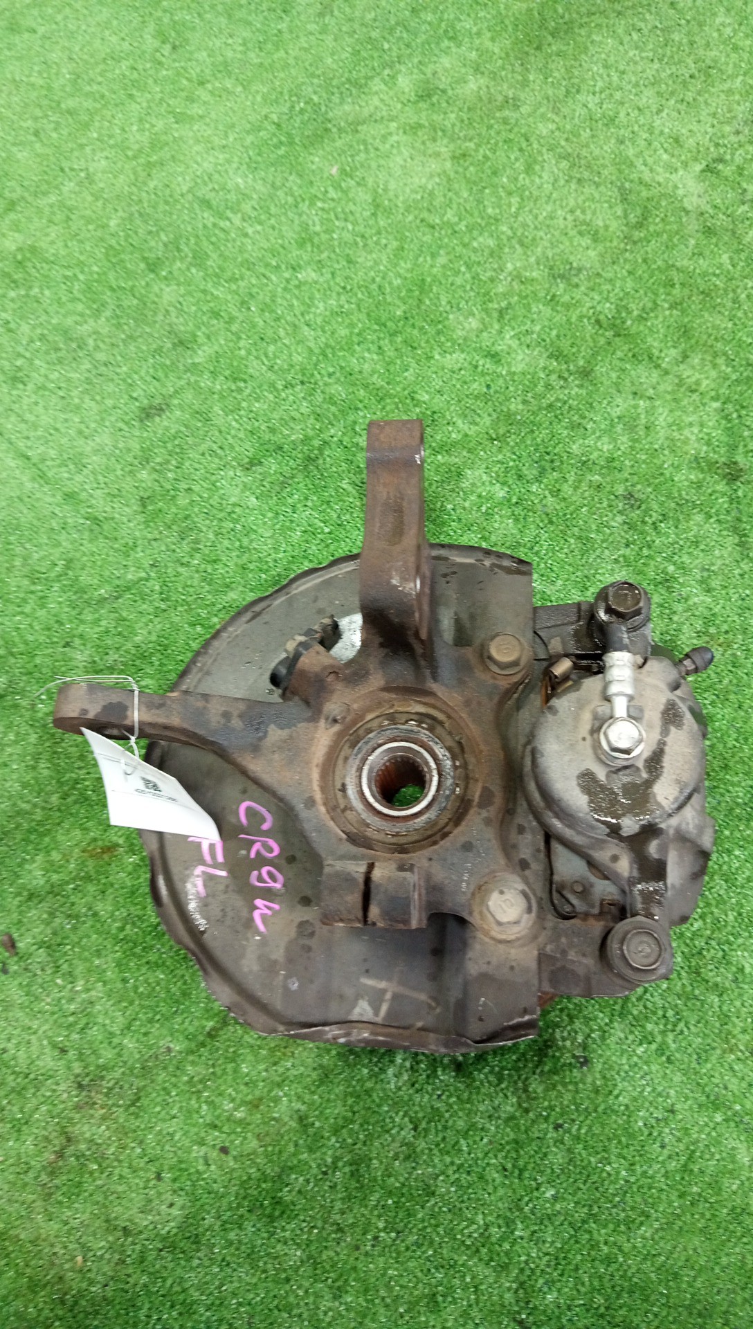 Ступица левая передняя MITSUBISHI DION CR6W, CR9W, CR5W 4G94, 4G63, 4G93 3 ракурс