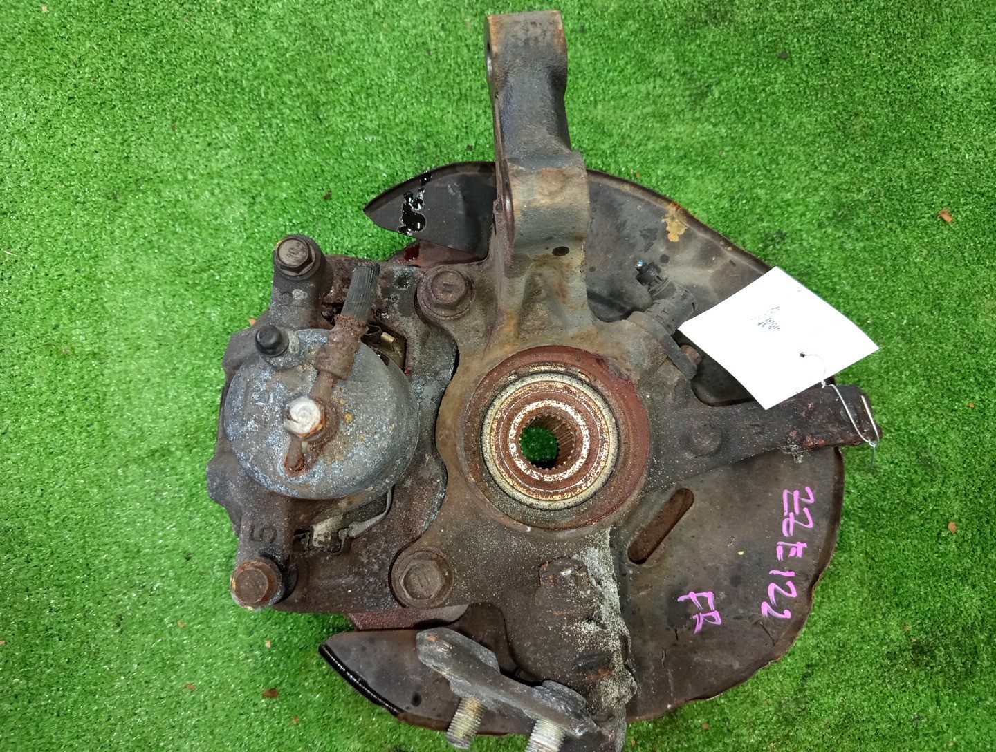 Ступица правая передняя TOYOTA COROLLA, COROLLA SPACIO, COROLLA FIELDER, ALLEX, COROLLA RUNX ZZE122, NZE121N, ZZE122N, ZZE122G 1ZZ-FE, 1NZ-FE 2 ракурс